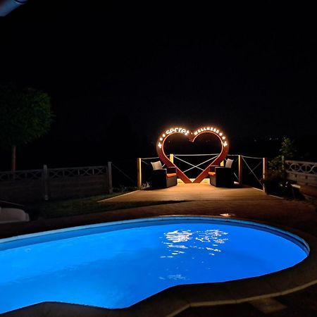 Secret Wellness Apartment Bodonci Bagian luar foto