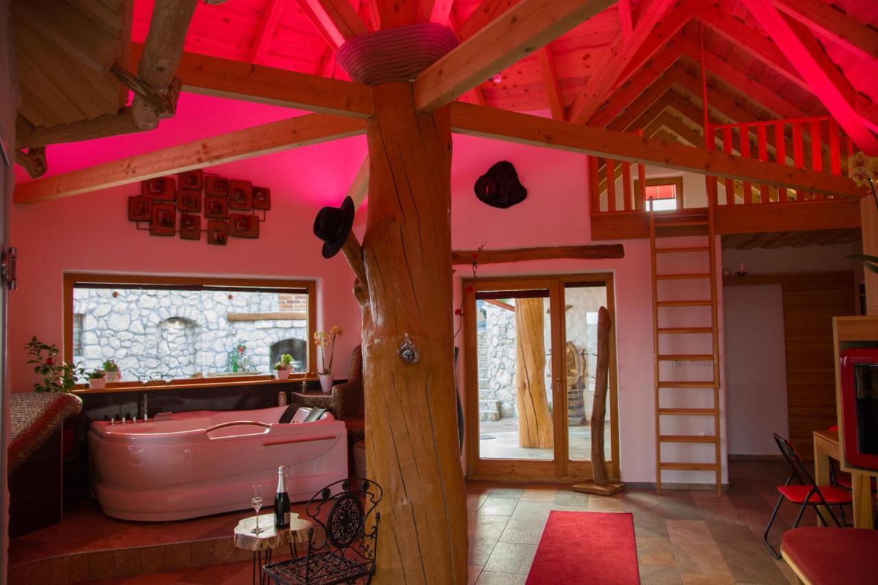 Secret Wellness Apartment Bodonci Bagian luar foto