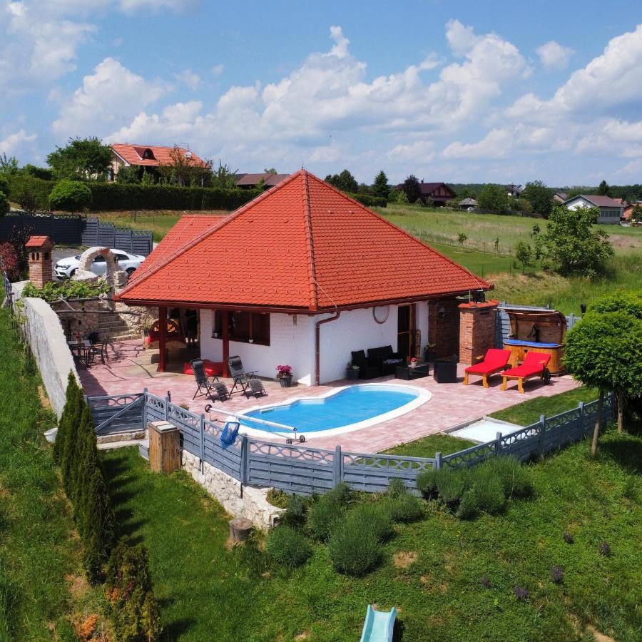 Secret Wellness Apartment Bodonci Bagian luar foto
